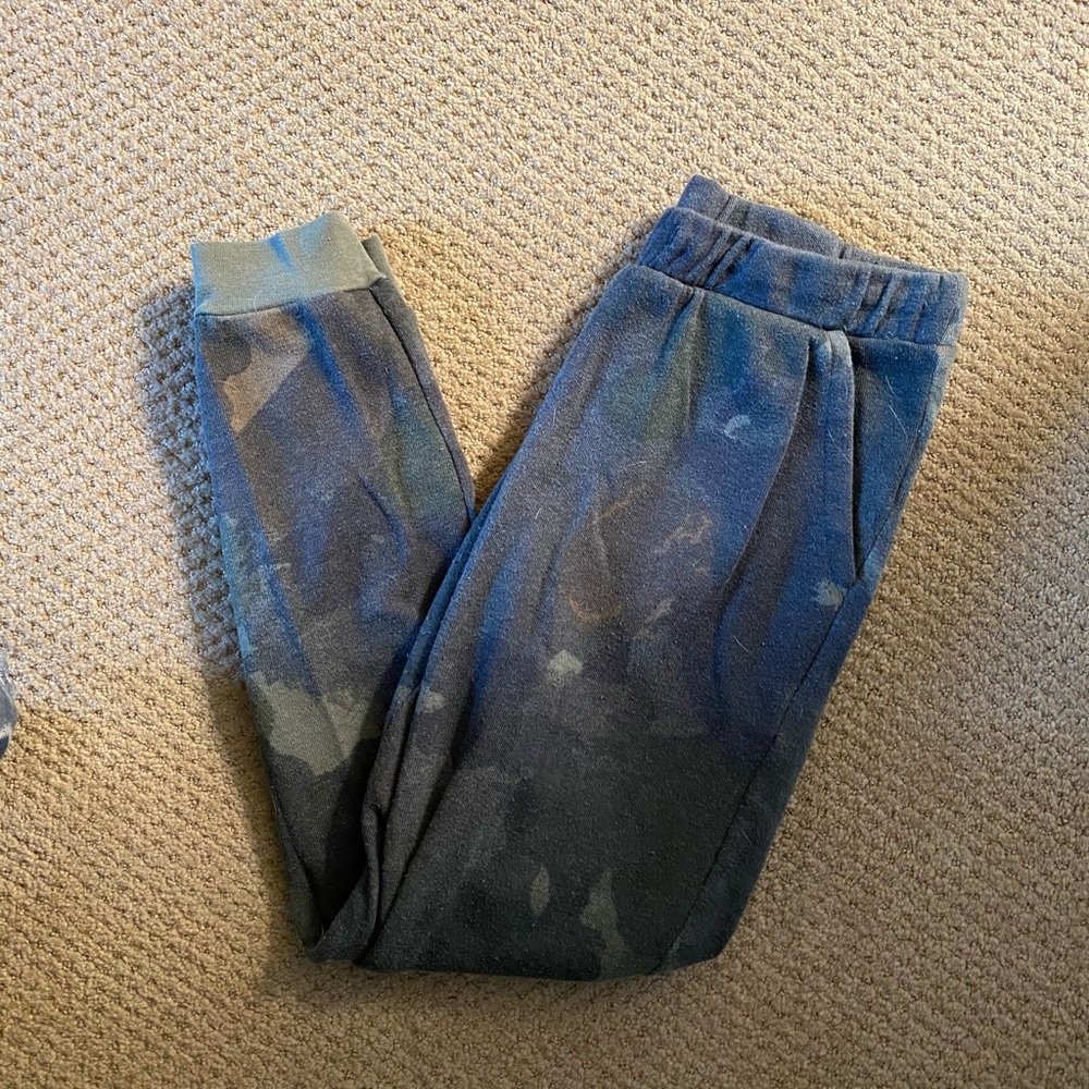 camo sweats